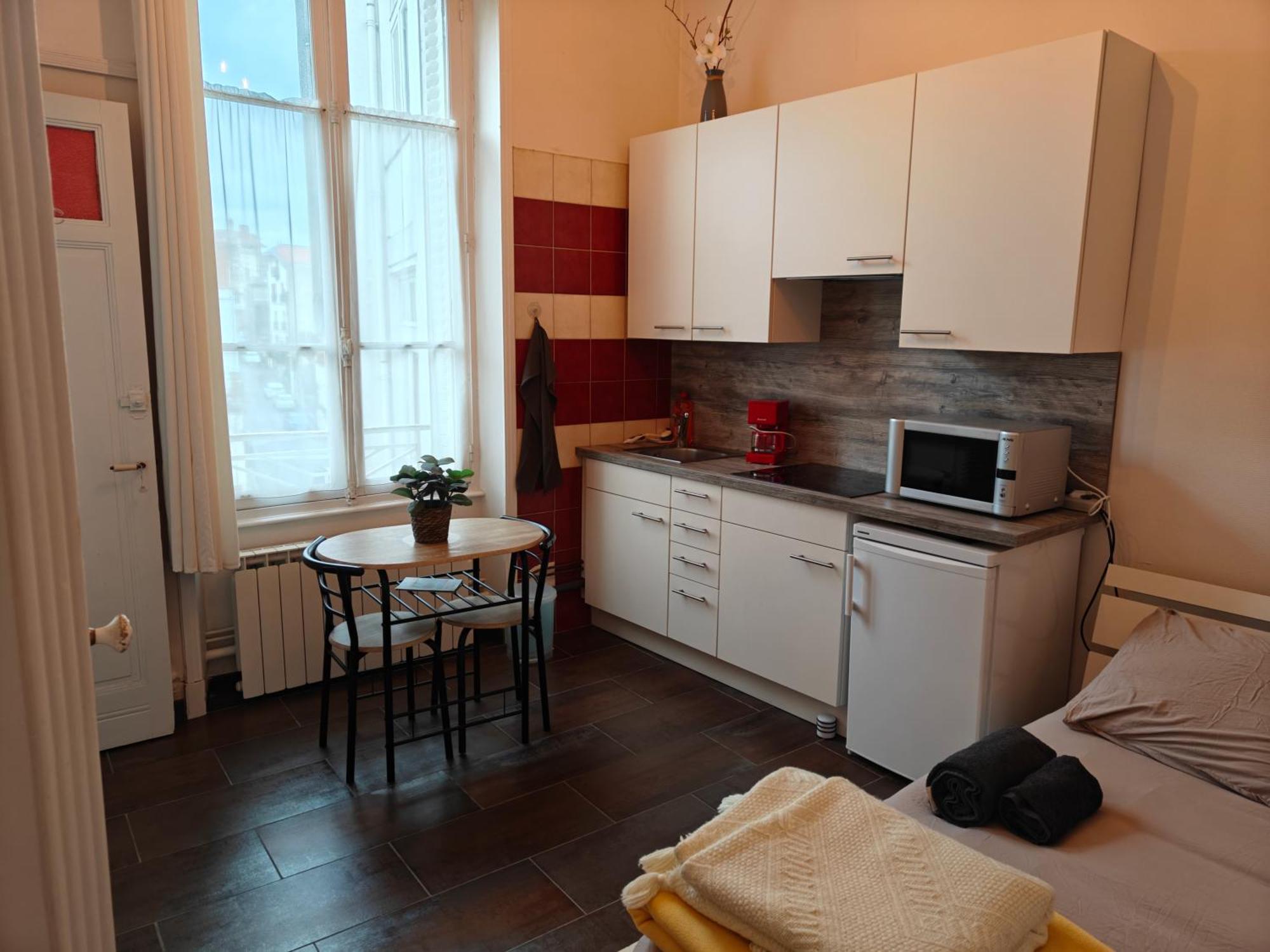 Studio Grand Hotel Chatel Guyon Екстер'єр фото
