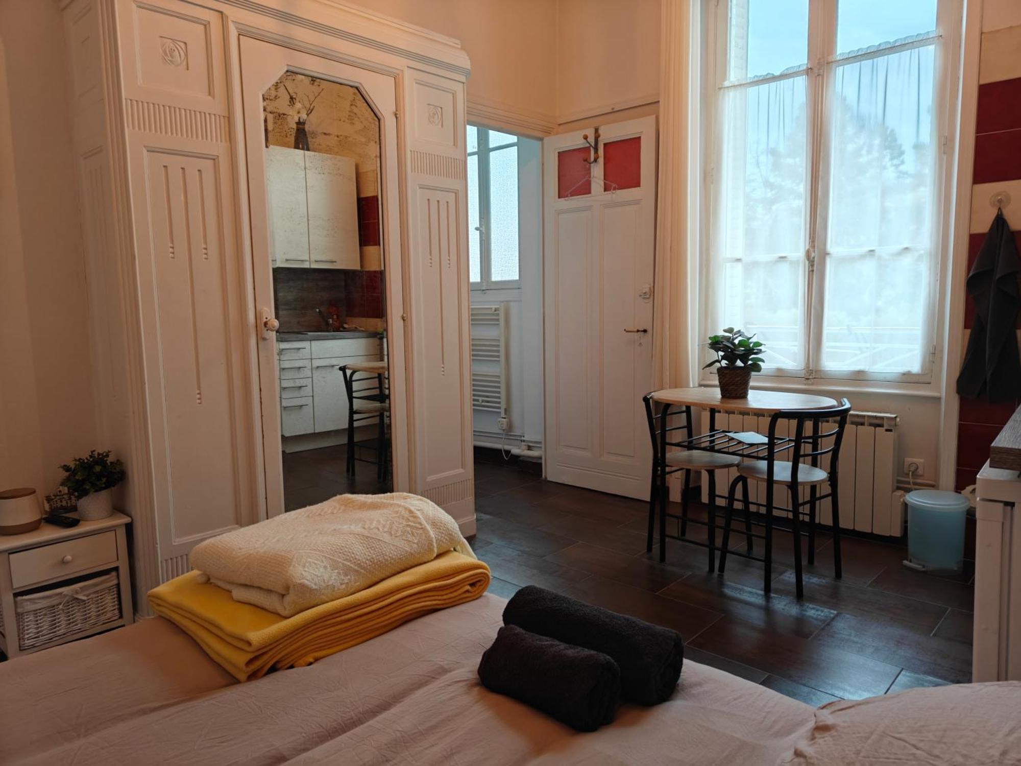 Studio Grand Hotel Chatel Guyon Екстер'єр фото